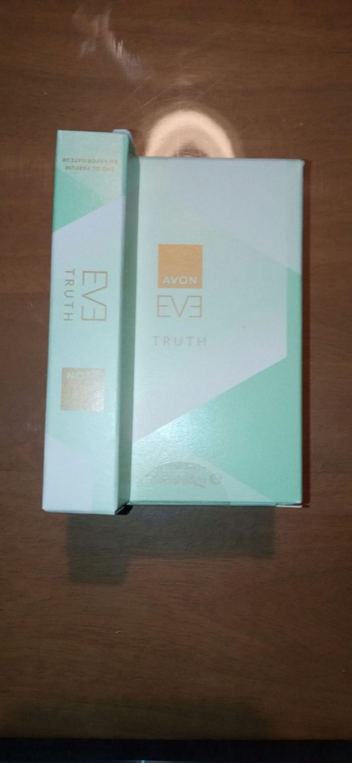 eau de parfum femme Avon 50 ml et 10  ml - photo numéro 5