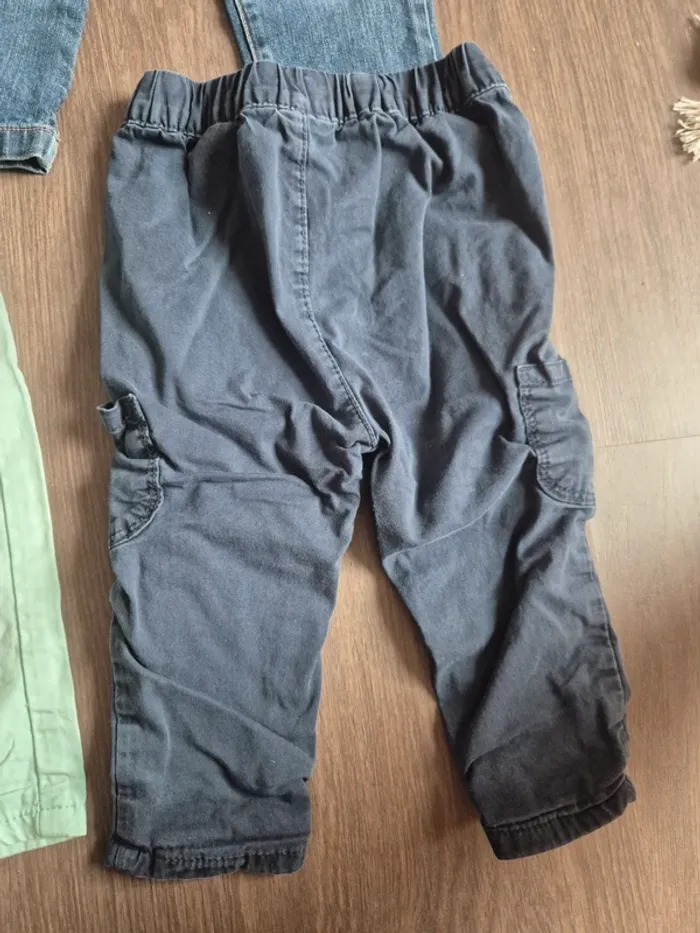 Magnifique lot de 4 pantalons 12 mois - photo numéro 6