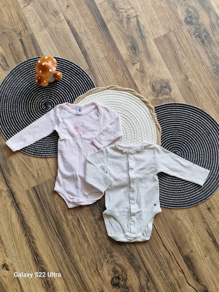 Ensemble Petit Bateau taille 6 mois - photo numéro 5