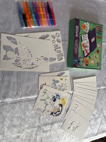 Coffret blo pens stitch