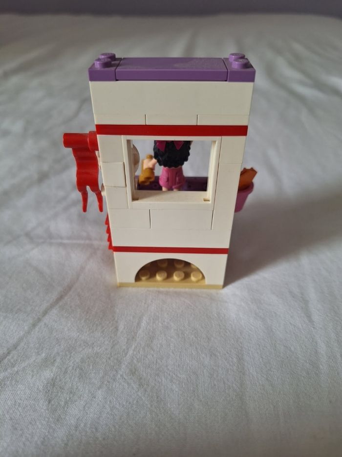 Lego friends 41028 le poste de sauvetage d Emma - photo numéro 5