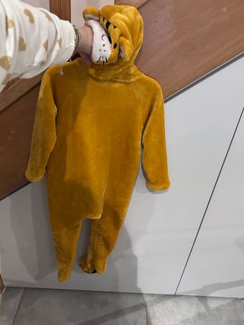 Sur pyjama tigre taille 36 mois Kiabi neuf 