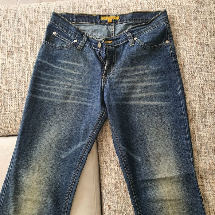 Jeans les P'tites Bombes taille 36 - photo numéro 3