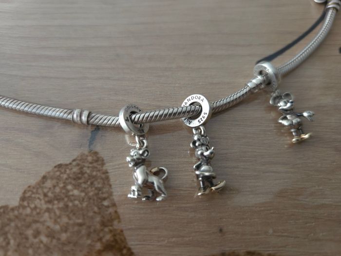 Bracelet 100 ans mickey Pandora et 3 charms - photo numéro 5