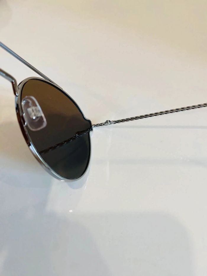 Lunette de soleil miroité en bleu UV protection catégorie 3 - photo numéro 8