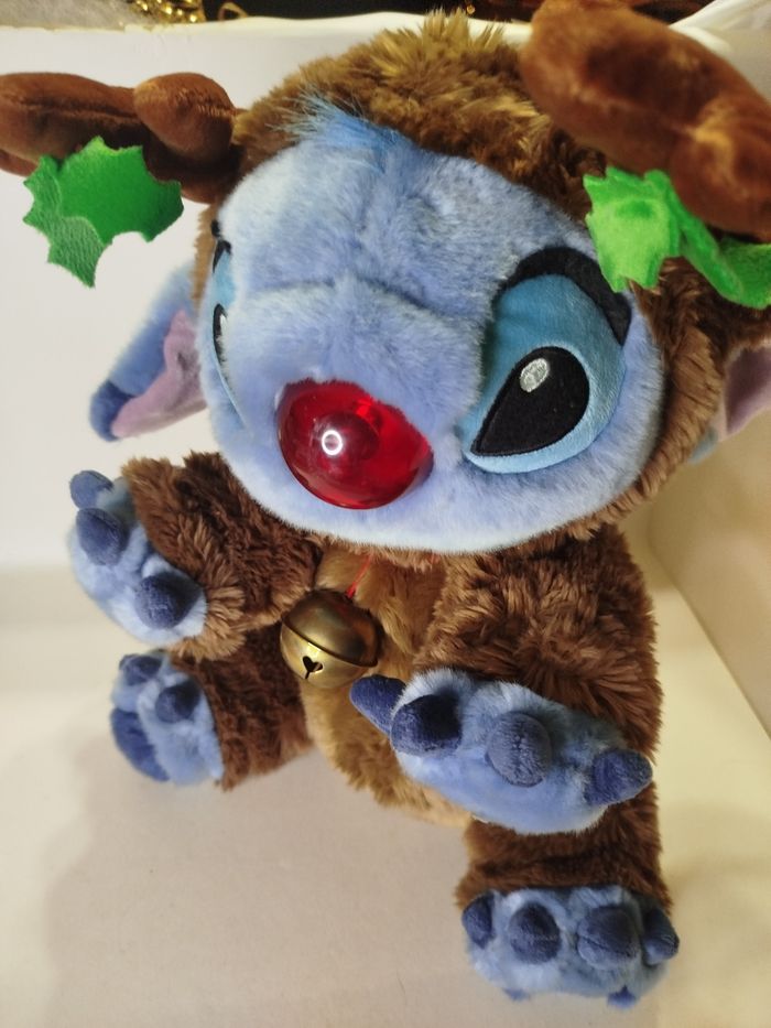 Peluche Rennes de Noël Stitch - Disney - photo numéro 3