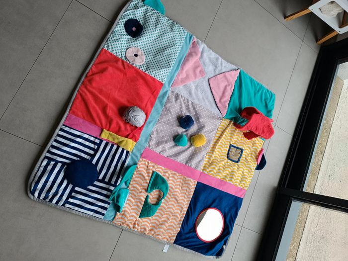 Tapis d'éveil bébé