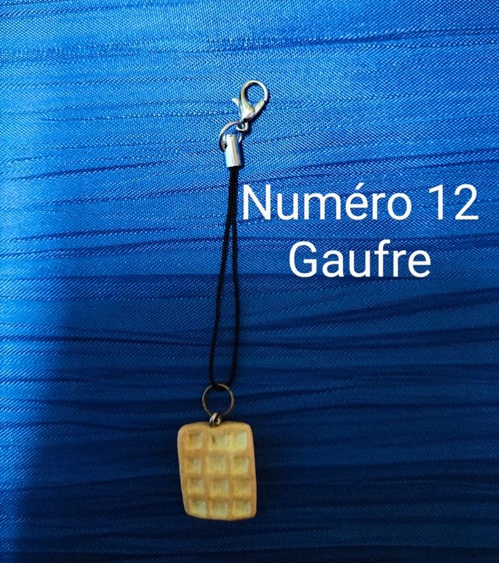 Porte-clés artisanaux en pâte Fimo - photo numéro 16
