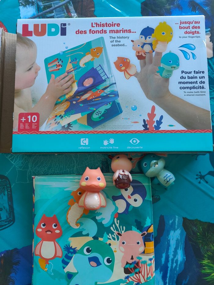 Livre de bain et ses héros - photo numéro 4