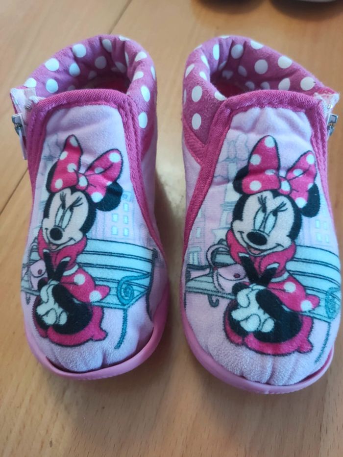Chaussons Disney Minnie à paris T24