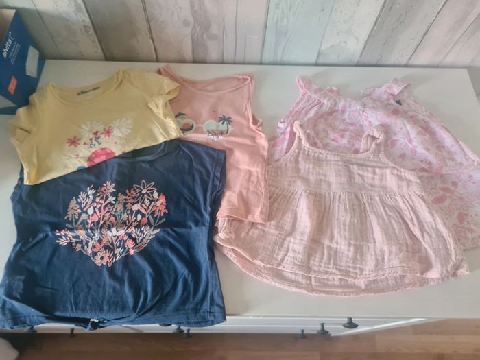 Lot tops.