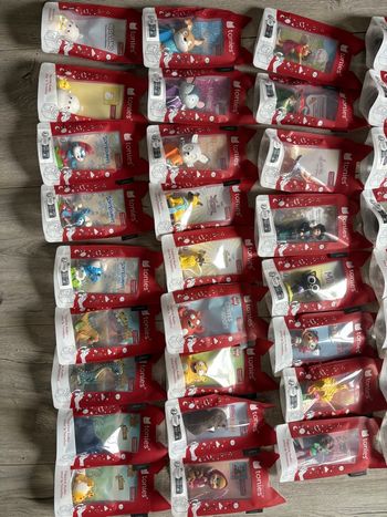 Neuf scellés tonies