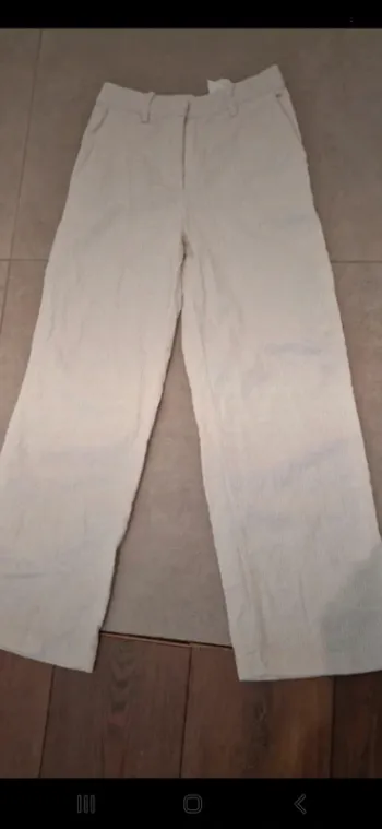 Pantalon beige bas large hm beige taille 36