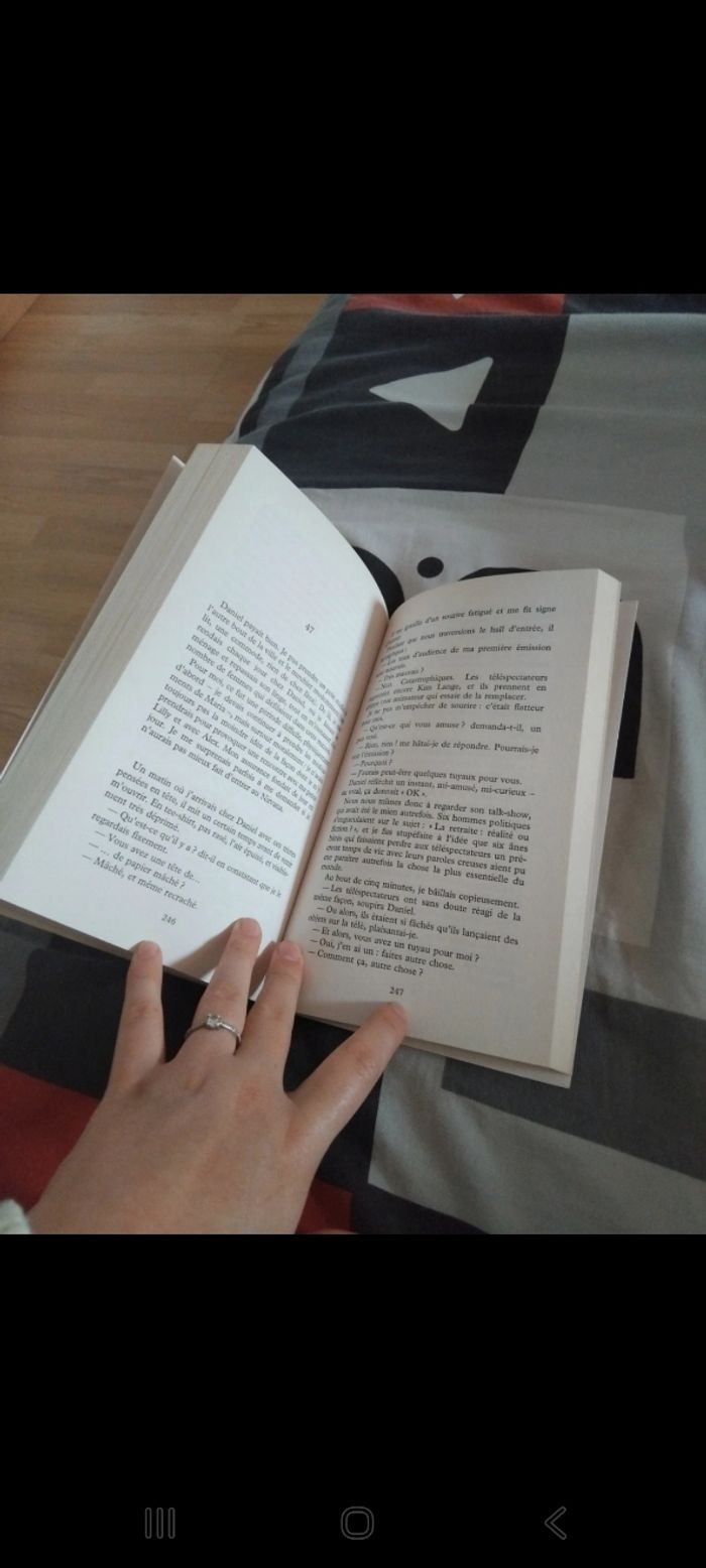 Livre - photo numéro 2