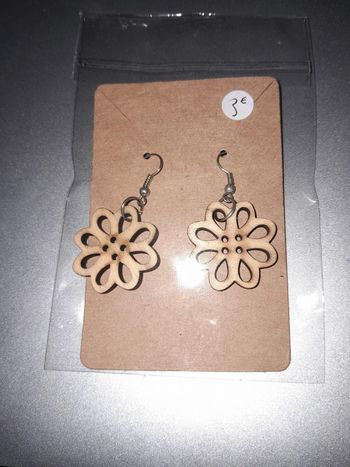 Boucle d'oreille ethnique fleur