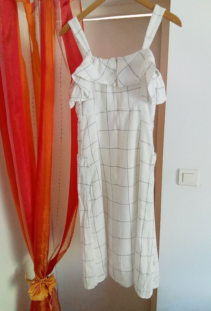 Longue robe crème à carreaux Mango - photo numéro 3