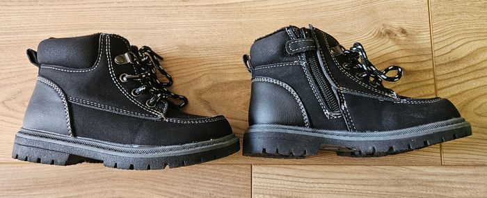 Chaussures (bottines) 25noires garcon - photo numéro 2