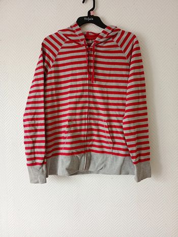 Veste a capuche