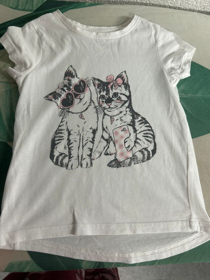 TEE shirt primark 2/3 ans chats