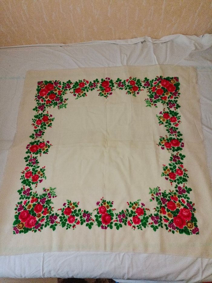 Grand carré,pure laine, vintage URSS