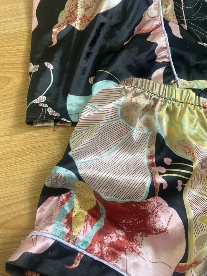 Pyjama d’été femme satin taille S - photo numéro 4