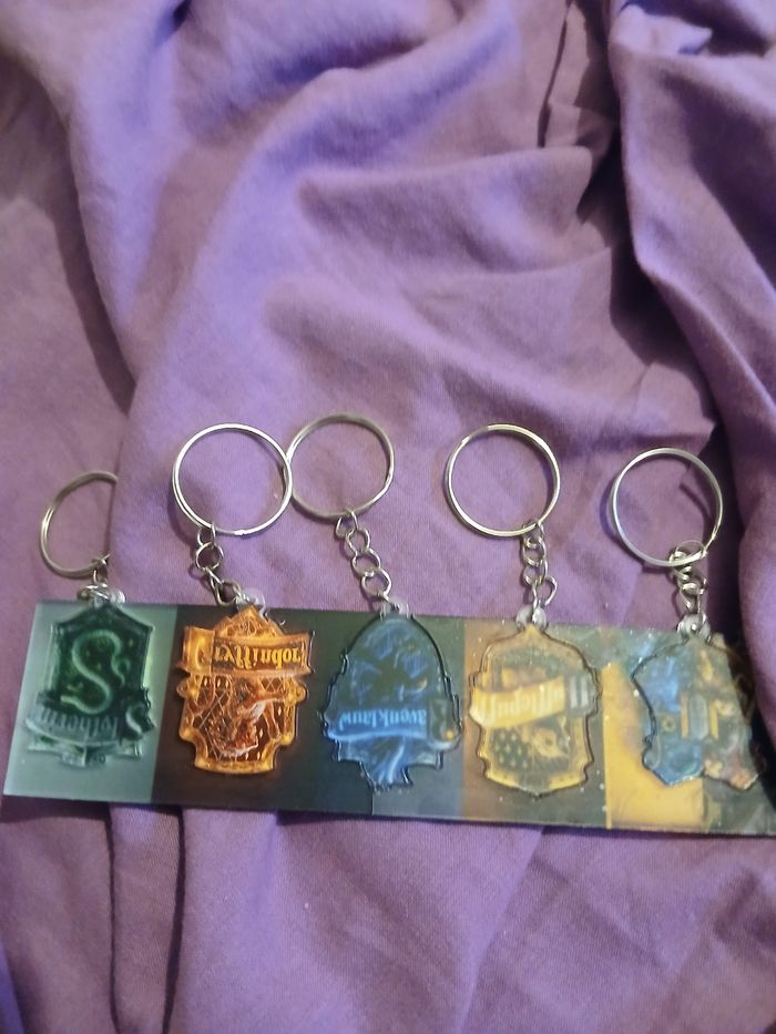 Lot de 5 porte clé harry potter avec porte mural neuf