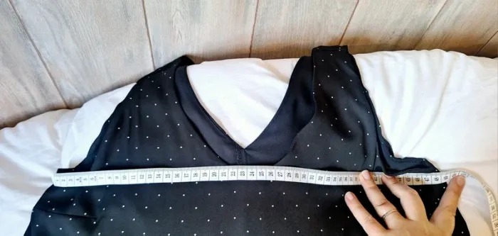 Superbe blouse sans manches Taille 40 comme neuve - photo numéro 5