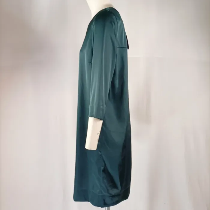 Robe droite satinée verte Rue Blanche manches 3/4 minimaliste chic taille 2 (M) A1127 - photo numéro 3
