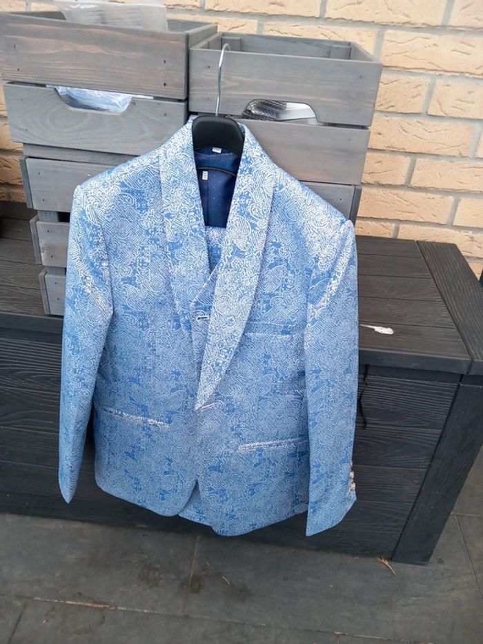 Costume enfant mariage bleu clair taille 150 cm - photo numéro 2
