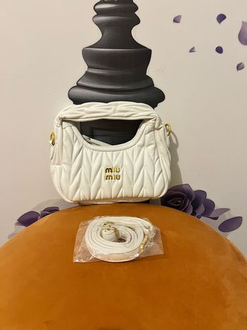 Sac à main miu miu blanc