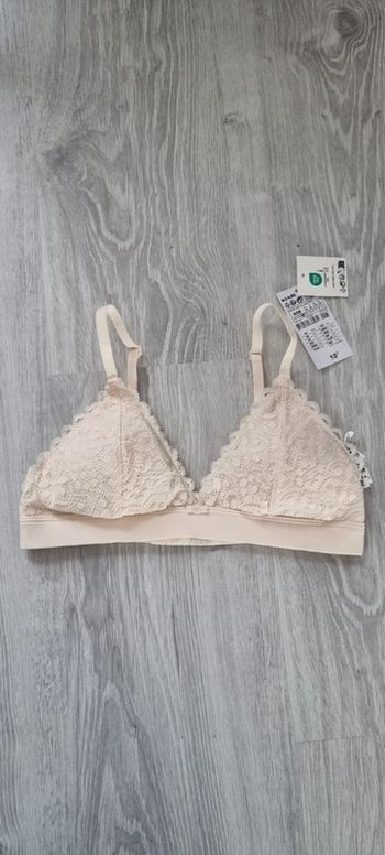 Soutiens-gorge 85B neuf sans armatures