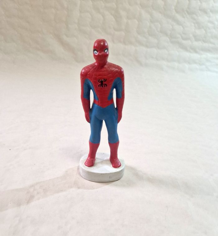 Figurine vintage Spider man  , en porcelaine   , 90's