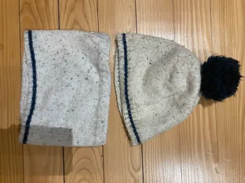 Ensemble bonnet tour de cou