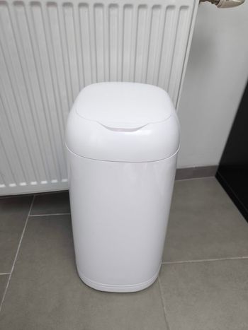Poubelle à couches 