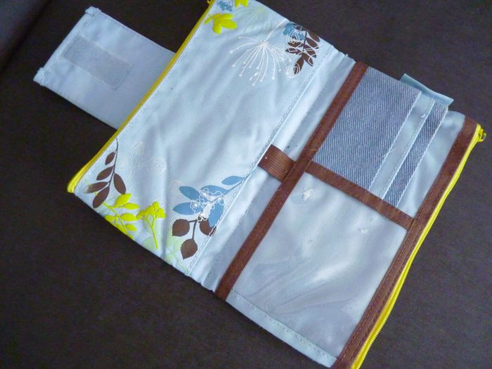 Lot trousses enfant fournitures scolaires crayons, feutre, dessin pochette TBE - photo numéro 4