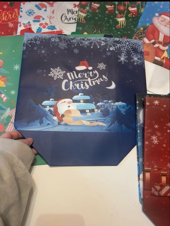 Lot NEUF de 10 sacs cabas sur le thème de Noël - photo numéro 8