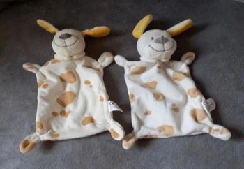 Lot de 2 doudous Chien Nicotoy