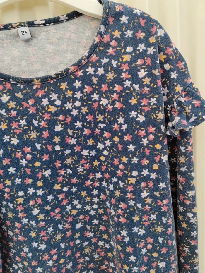 💙Blouse bleue ML fleurie 12 ans - photo numéro 2