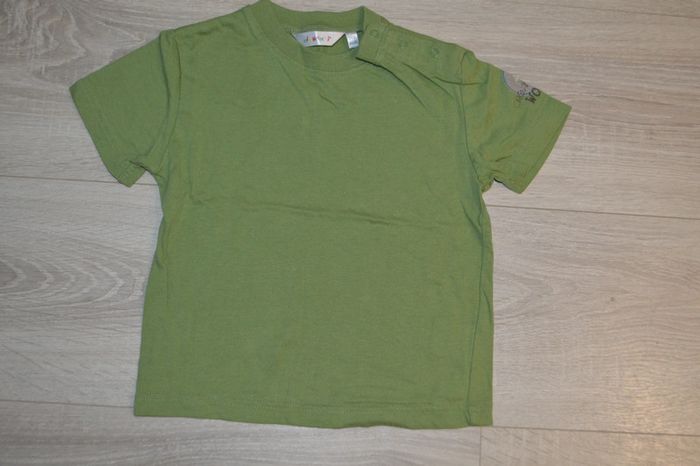 Tee shirt vert Kidkanai 2 ans