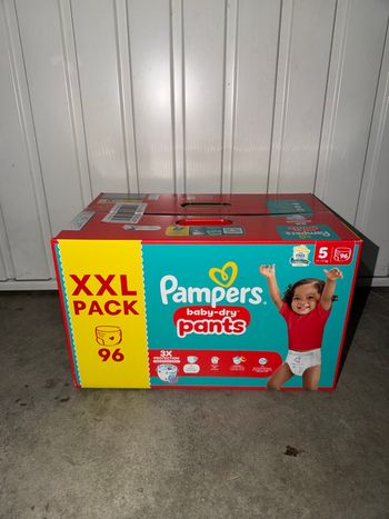 Pampers baby dry pants Taille 5 11/17kg 96 couches culottes pack XXL
