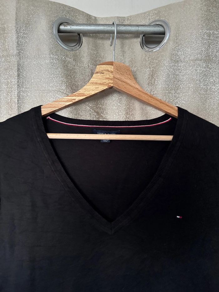 Pull col V Tommy Hilfiger homme – noir – Taille XXL – Très bon état - photo numéro 2