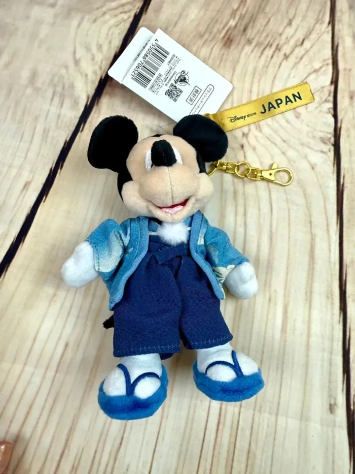 Peluche Disney store Japon Mickey Kimono japonais - photo numéro 4