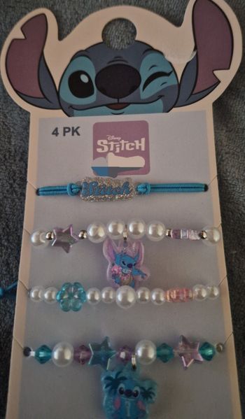 Lot de 4 bracelets Stitch