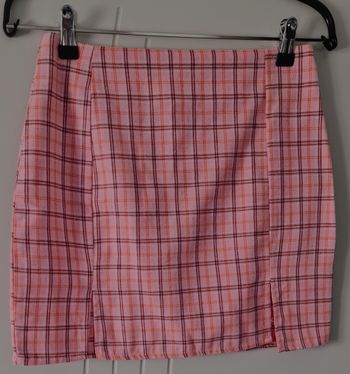 T. 36 (S) - Jupe courte à carreaux roses SHEIN – style vintage et féminin