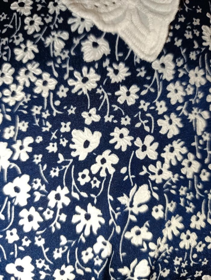 Sublime blouse bouffante taille 4 soit 42/44 neuve - photo numéro 5