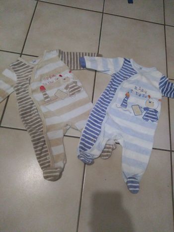 Lot 2 pyjamas