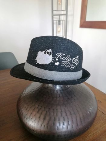 Chapeau Hello Kitty 52 cm