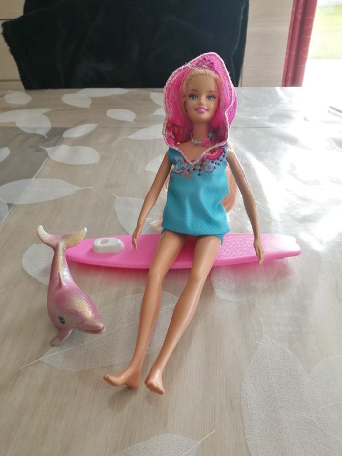 Lot de 5 Barbies - photo numéro 4
