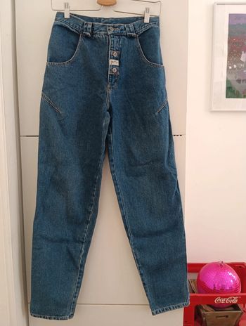 Jean vintage Jeanfeez Paris coupe carotte taille 36