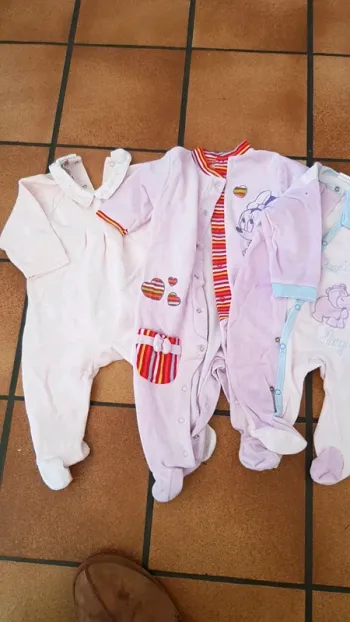 Lot de pyjamas fille